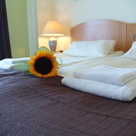 Green Energy Rooms Краків Екстер'єр фото